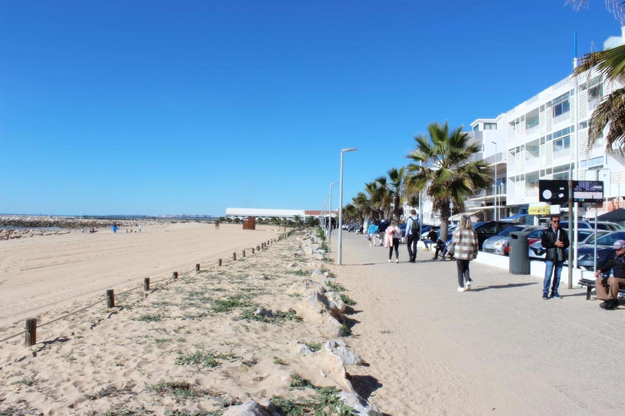 Quarteira Mar - Beach Front Экстерьер фото