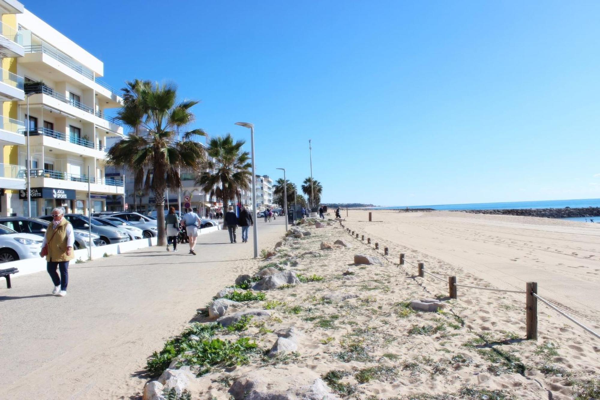 Quarteira Mar - Beach Front Экстерьер фото